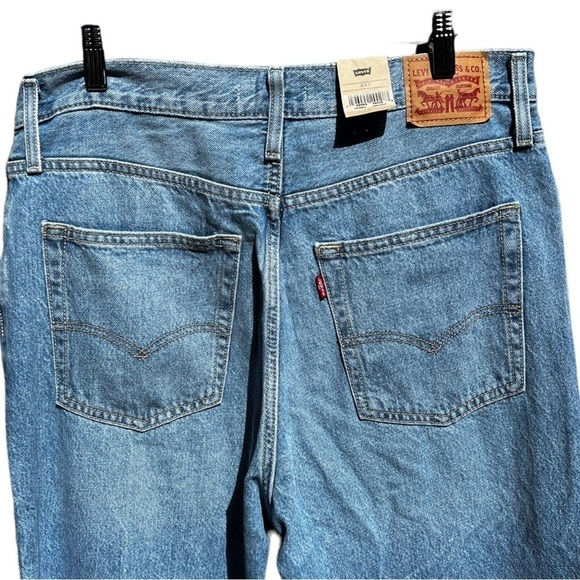 🌻NEW (w/tag) Levi's Women's 94 Big Baggy Distressed Jeans Size 31 - Picture 6 of 11